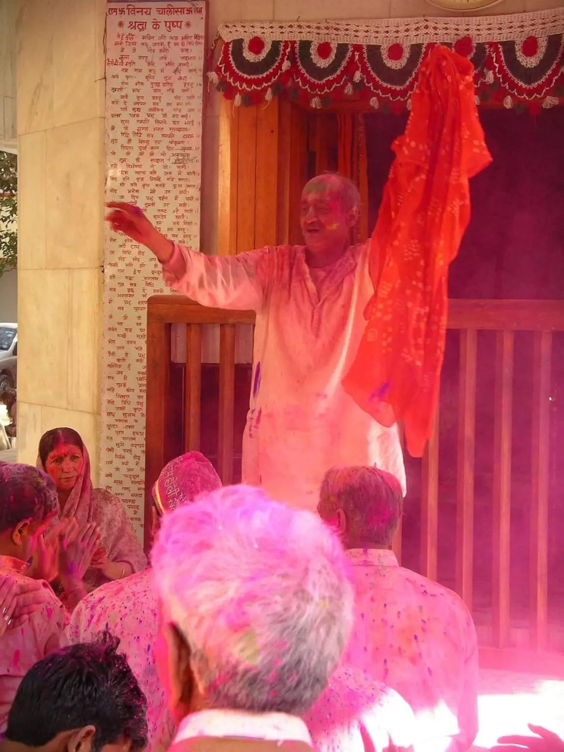 Rabboo Joshi dancing at Maharajji’s temple in Vrindavan